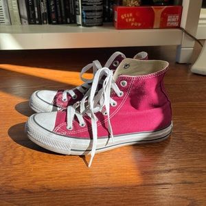 Lightly used Maroon High Top Converse.